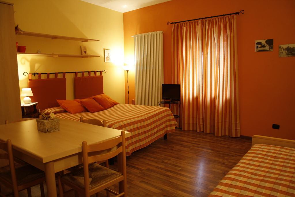 Apartamento Ca Veja Montà Habitación foto