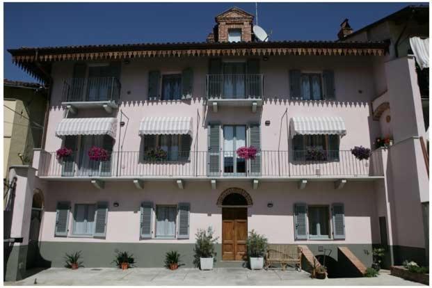 Apartamento Ca Veja Montà Exterior foto