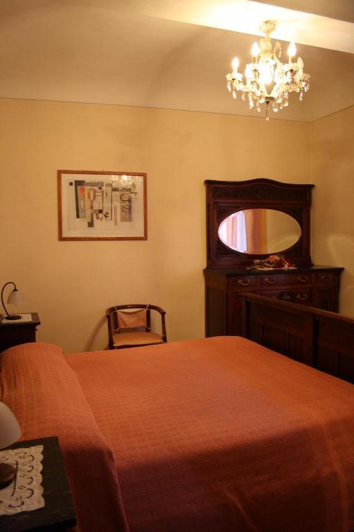 Apartamento Ca Veja Montà Habitación foto
