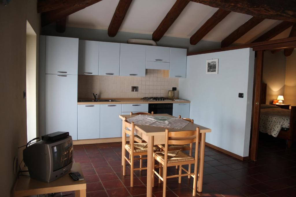 Apartamento Ca Veja Montà Habitación foto